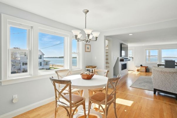 Chandelier, Dining room, Interior, Recessed Lighting, Water, Wood Texture Flooring