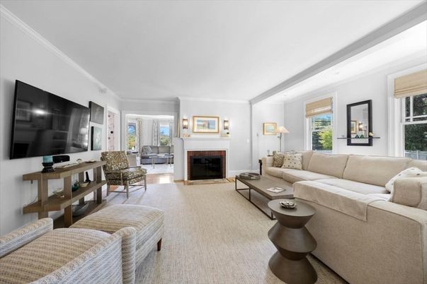 Fireplace, Interior, Living room