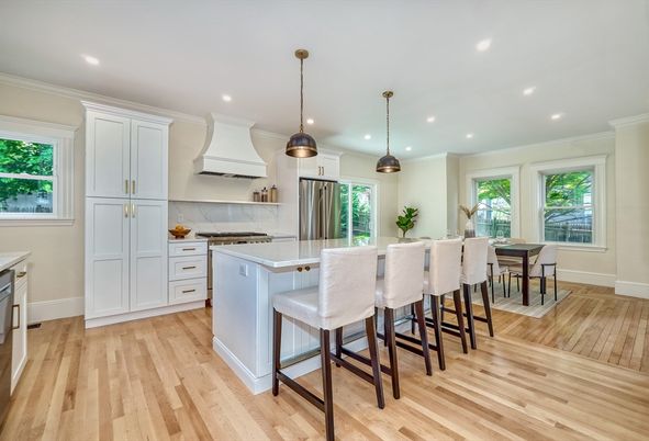 Dining room, Interior, Kitchen, Pendant Lights, Recessed Lighting, Stainless Steel Appliances, Wood Texture Flooring