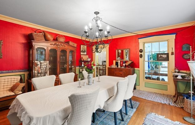 Chandelier, Dining room, Interior, Wood Texture Flooring
