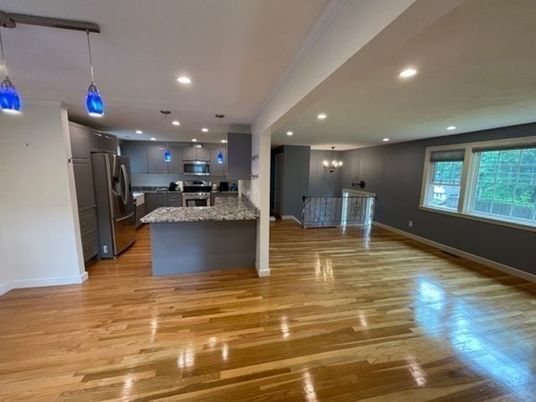 Chandelier, Dining room, Interior, Kitchen, Pendant Lights, Recessed Lighting, Stainless Steel Appliances, Wood Texture Flooring