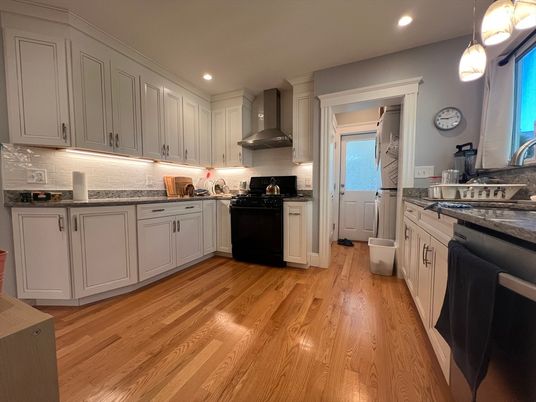 Interior, Kitchen, Pendant Lights, Recessed Lighting, Wood Texture Flooring