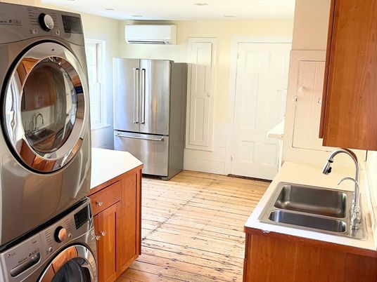 Interior, Kitchen, Recessed Lighting, Utility Closets, Washer, Wood Texture Flooring