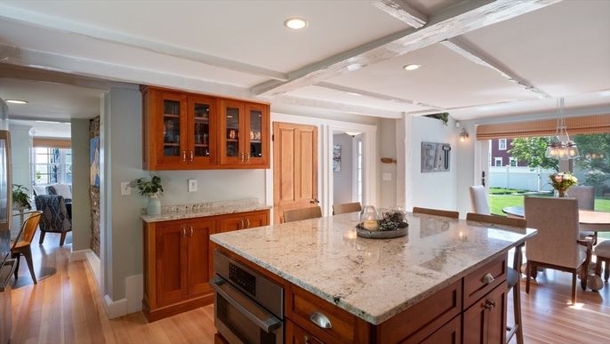 Dining room, Interior, Kitchen, Pendant Lights, Recessed Lighting, Wood Texture Flooring