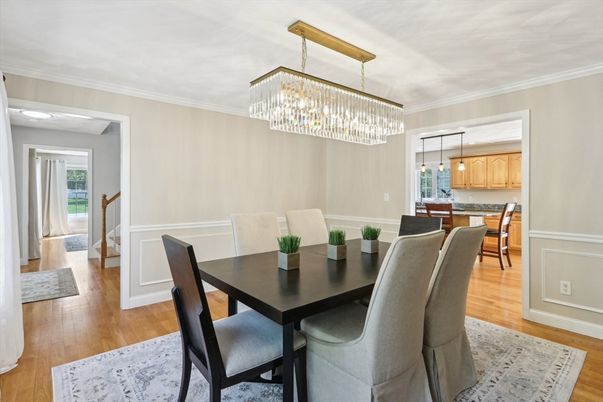 Chandelier, Dining room, Interior, Kitchen, Pendant Lights, Wood Texture Flooring