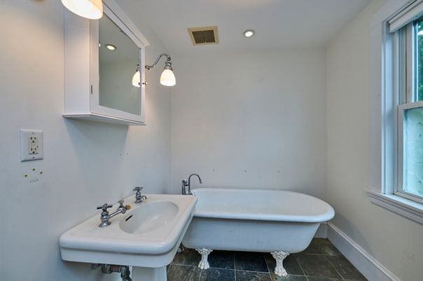 Bathroom, Free Standing Baths, Interior, Recessed Lighting