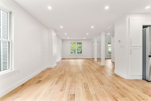 Empty room, Interior, Recessed Lighting, Wood Texture Flooring