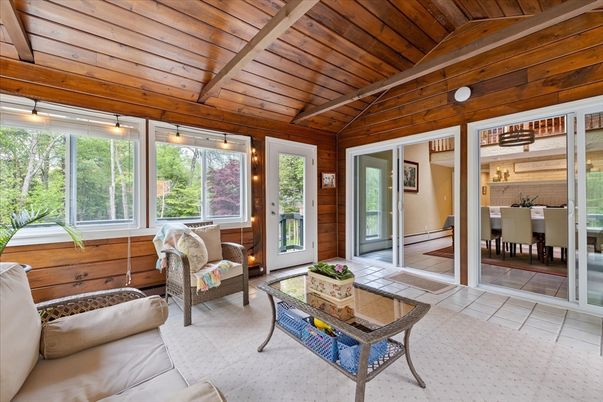 Dining room, Interior, Living room, Wooden Ceilings, Wooden Walls