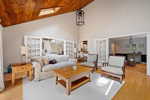 Interior, Living room, Pendant Lights, Wooden Ceilings, Wood Texture Flooring