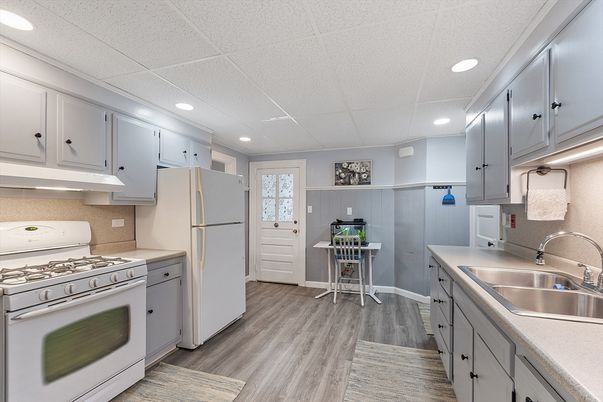 Interior, Kitchen, Recessed Lighting, Wood Texture Flooring