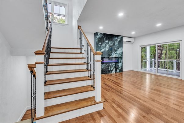 Interior, Recessed Lighting, Wood Texture Flooring