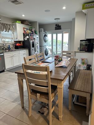 Dining room, Interior, Kitchen, Recessed Lighting, Washer