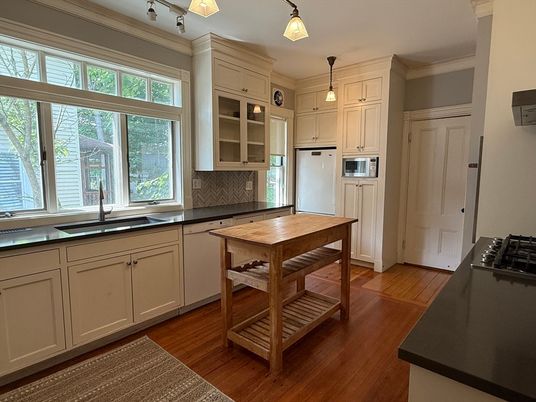 Interior, Kitchen, Pendant Lights, Wood Texture Flooring