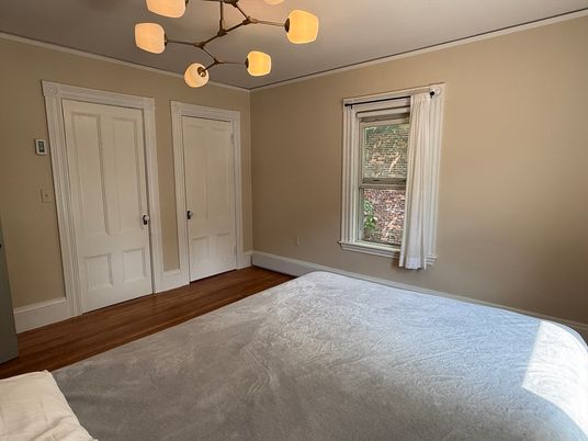 Bedroom, Interior, Pendant Lights, Wood Texture Flooring