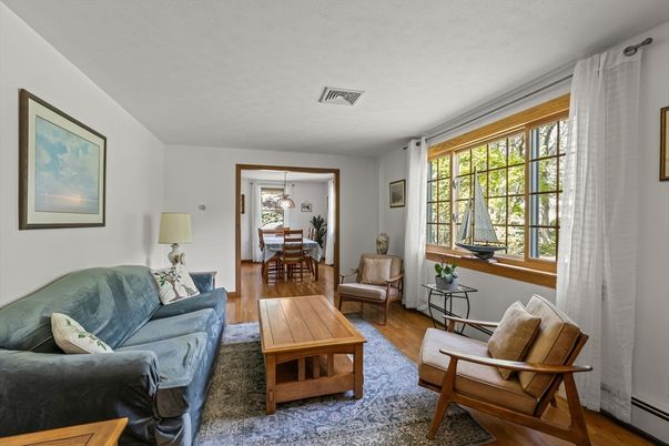 Dining room, Interior, Living room, Pendant Lights, Wood Texture Flooring
