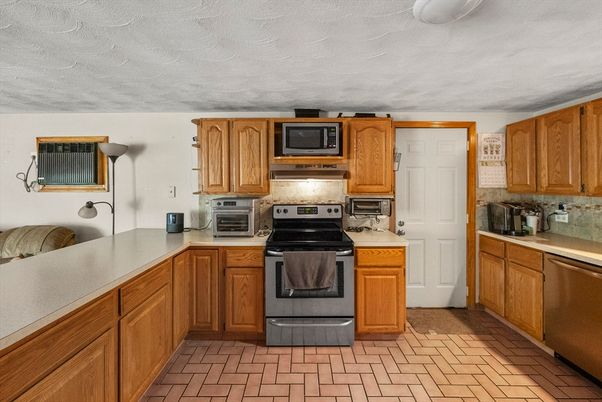 Interior, Kitchen, Stainless Steel Appliances