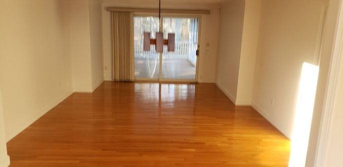 Empty room, Interior, Pendant Lights, Wood Texture Flooring