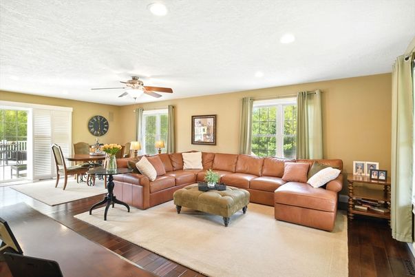 Dining room, Interior, Living room, Recessed Lighting, Wood Texture Flooring