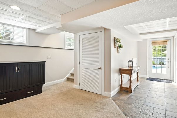 Interior, Recessed Lighting