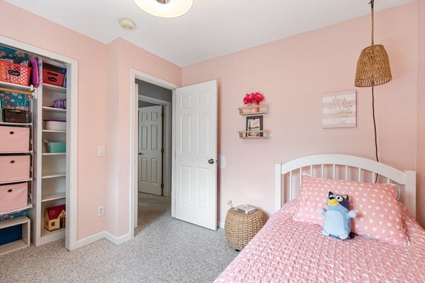 Bedroom, Interior, Pendant Lights