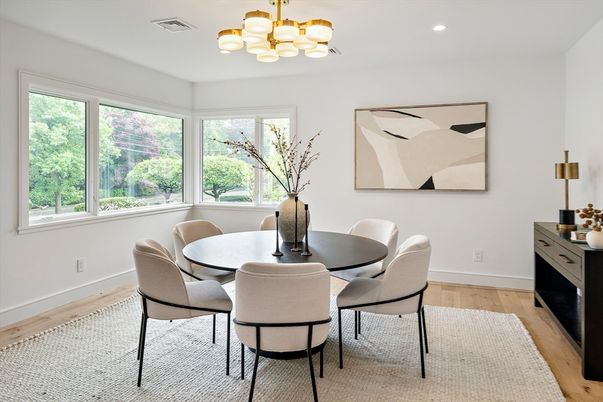 Chandelier, Dining room, Interior, Recessed Lighting, Wood Texture Flooring