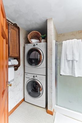 Interior, Utility Closets, Washer