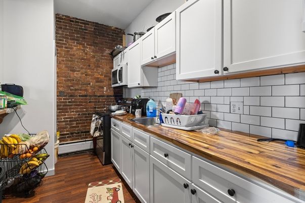 Interior, Kitchen, Stone Walls, Wood Texture Flooring