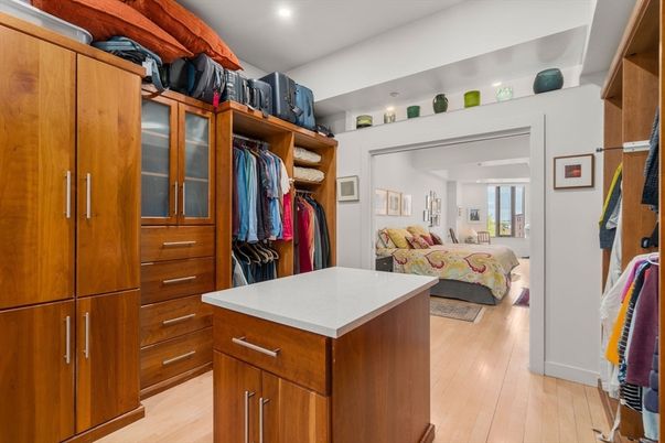 Bedroom, Interior, Recessed Lighting, Walk-in Closets, Wood Texture Flooring