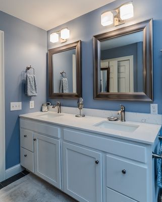 Bathroom, Dual Sink Vanities, Interior