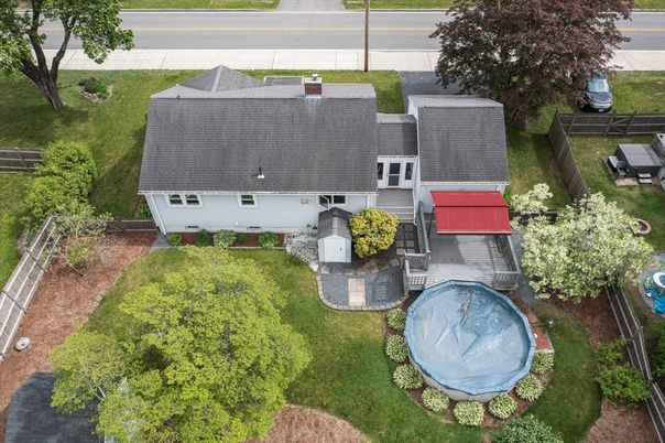 Exterior, Drone