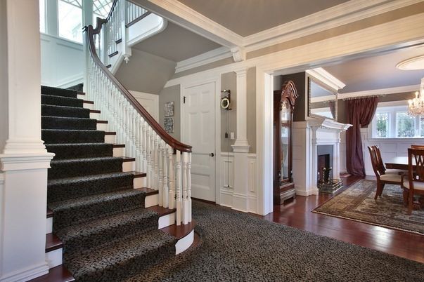 Chandelier, Dining room, Fireplace, Interior, Wood Texture Flooring