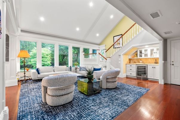 Interior, Living room, Recessed Lighting, Wood Texture Flooring