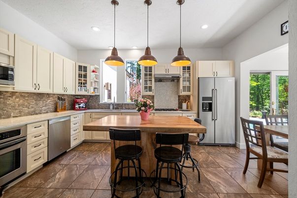 Interior, Kitchen, Pendant Lights, Recessed Lighting, Stainless Steel Appliances
