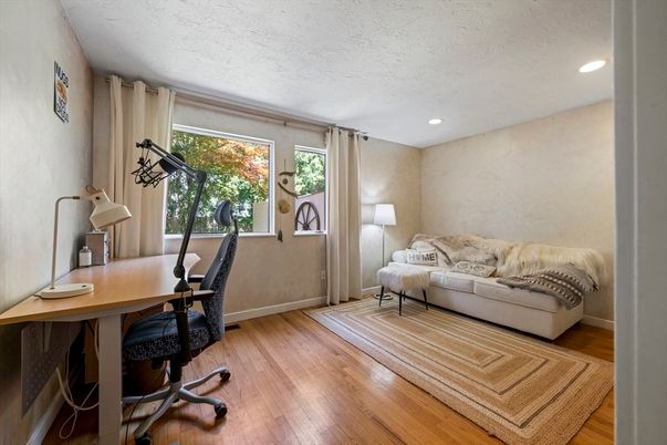 Fitness Equipment, Home Office, Interior, Recessed Lighting, Wood Texture Flooring