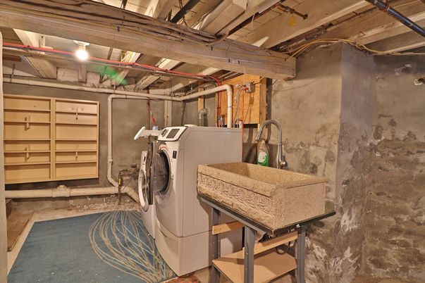 Garage, Interior, Washer