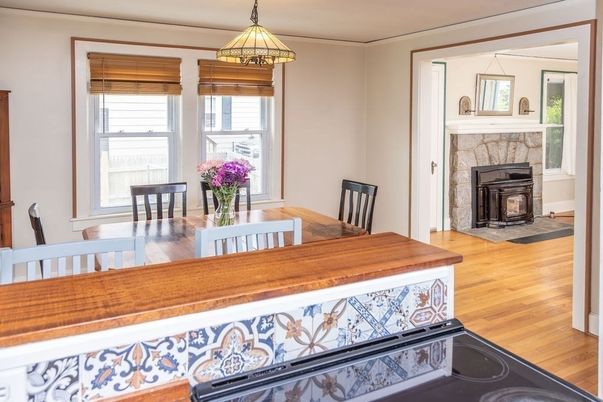 Dining room, Fireplace, Interior, Wood Texture Flooring