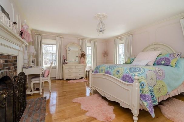 Bedroom, Fireplace, Interior, Wood Texture Flooring