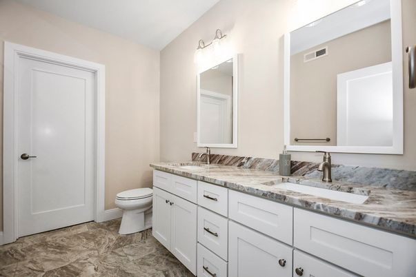Bathroom, Dual Sink Vanities, Interior