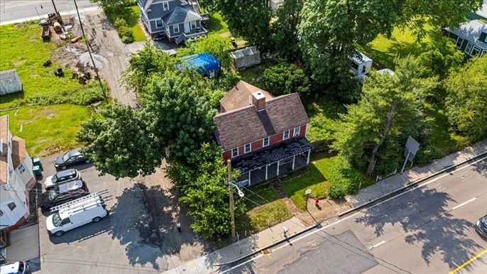 Exterior, Drone