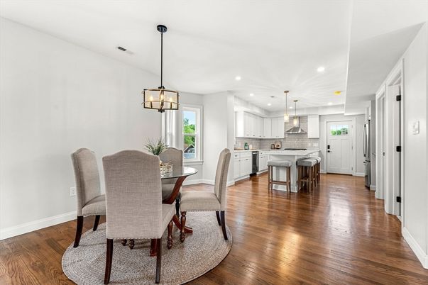 Dining room, Interior, Kitchen, Pendant Lights, Recessed Lighting, Wood Texture Flooring