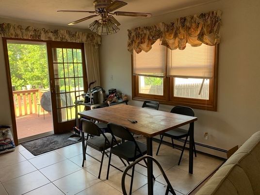 Dining room, Interior