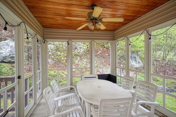 Dining room, Interior, Sun Room, Wooden Ceilings