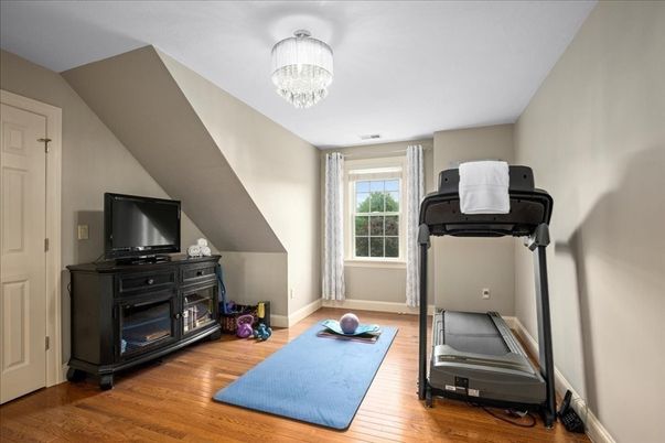 Chandelier, Fitness Equipment, Interior, Wood Texture Flooring