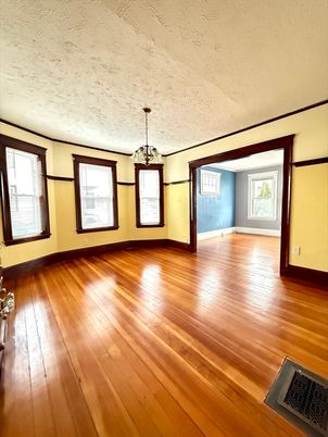 Empty room, Interior, Pendant Lights, Wood Texture Flooring