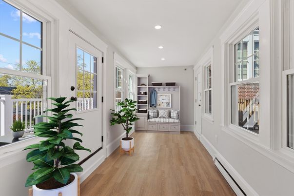 Interior, Recessed Lighting, Wood Texture Flooring
