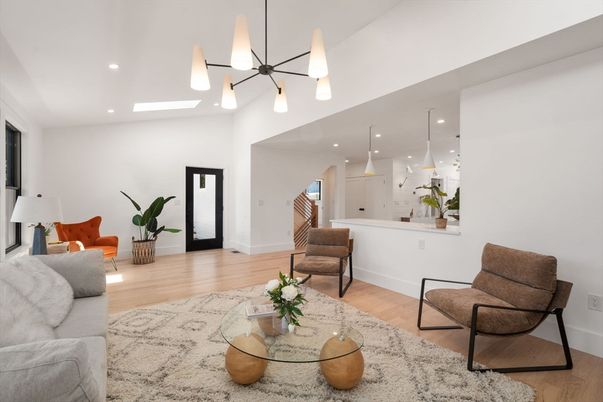 Interior, Living room, Pendant Lights, Recessed Lighting, Wood Texture Flooring