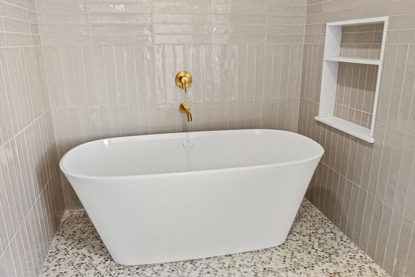 Bathroom, Free Standing Baths, Interior