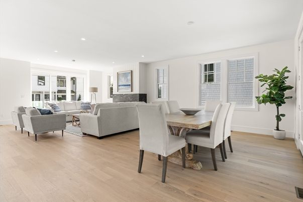 Dining room, Interior, Living room, Recessed Lighting, Wood Texture Flooring