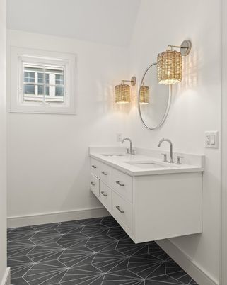 Bathroom, Dual Sink Vanities, Interior