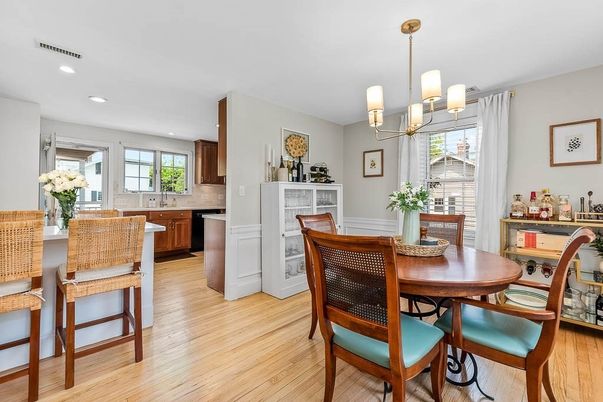 Chandelier, Dining room, Interior, Kitchen, Recessed Lighting, Wood Texture Flooring